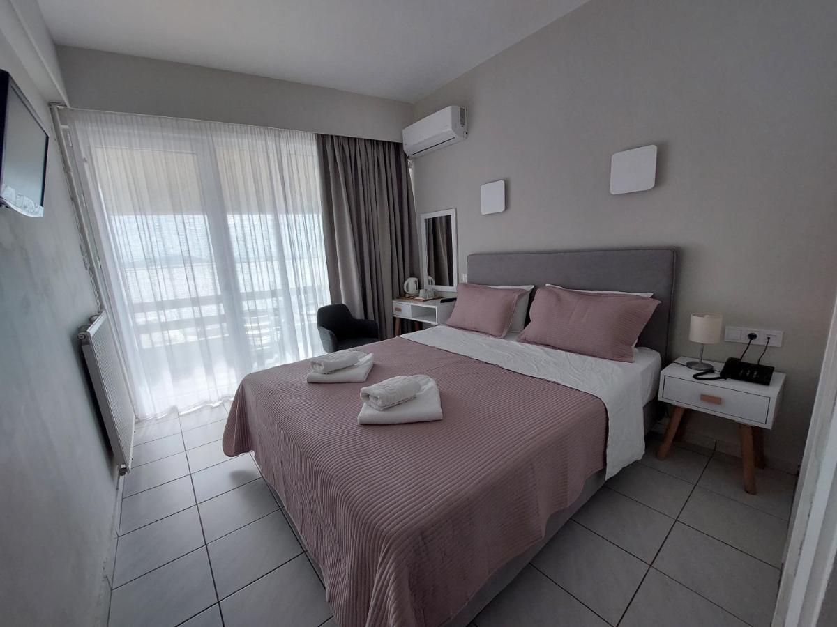 Hotel Avra เปรเวซา ภายนอก รูปภาพ