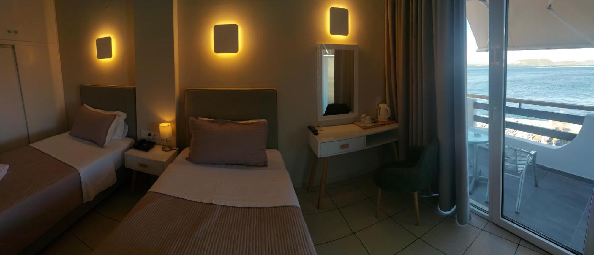 Hotel Avra เปรเวซา ภายนอก รูปภาพ