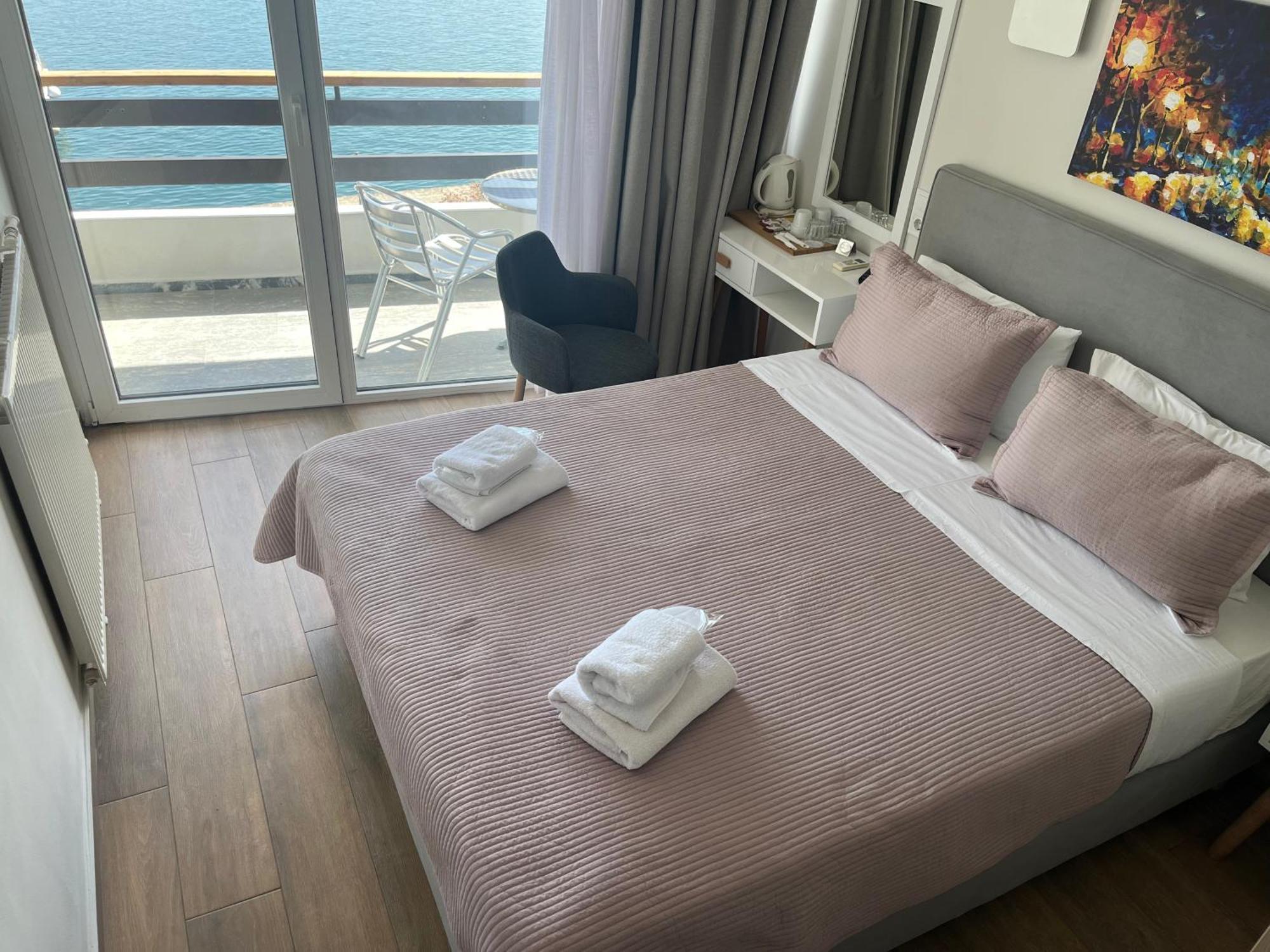 Hotel Avra เปรเวซา ภายนอก รูปภาพ